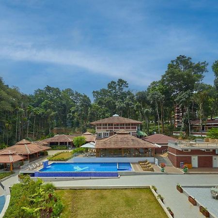 Regenta Resort Sakleshpur Luaran gambar